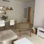 Apartamento ¡precioso En 1 Línea Con Piscina! *