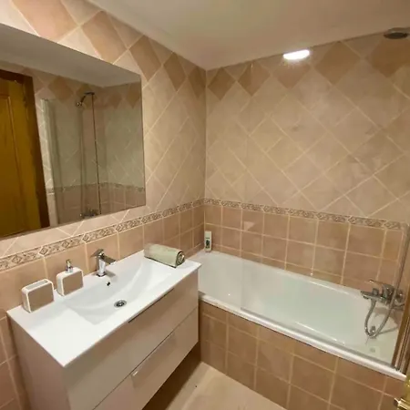 Appartement ¡precioso En 1 Linea Con Piscina! Dénia