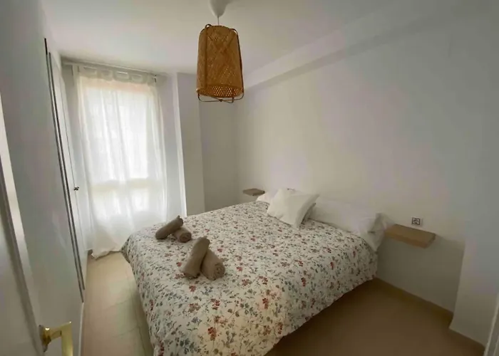 ¡precioso En 1 Linea Con Piscina!