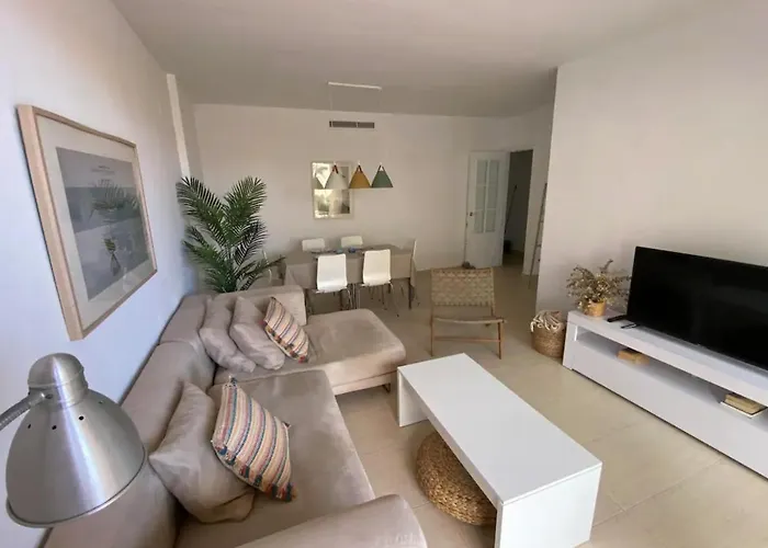 Daire ¡precioso En 1 Linea Con Piscina! Denia