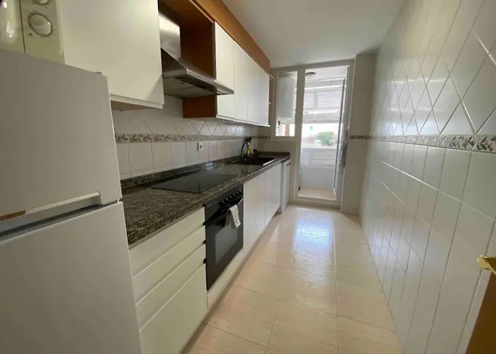 ¡precioso En 1 Linea Con Piscina!